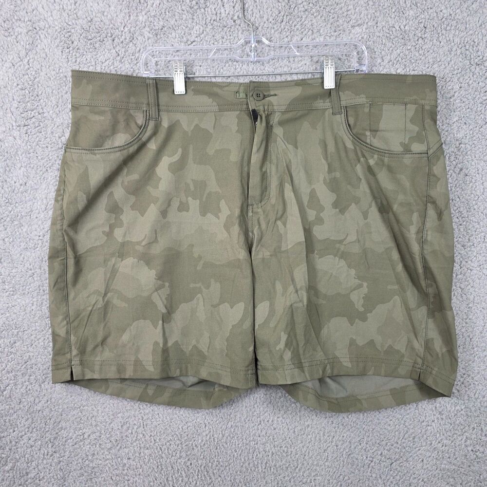 Prana Women's Halle Short II Green Camo Print Standard Fit Size 20W